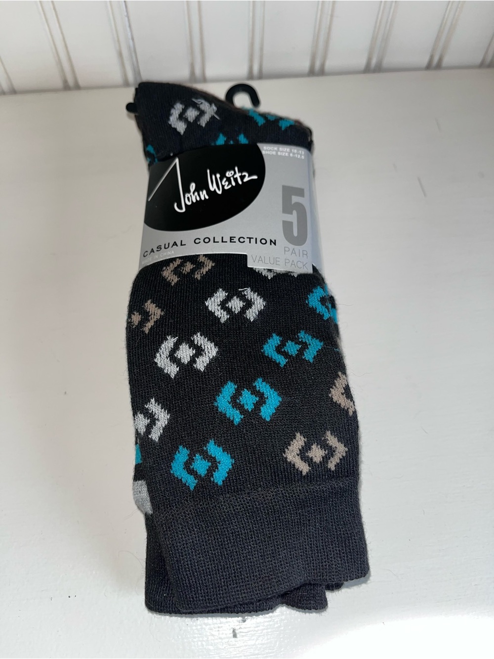 John Weitz Men's Casual Crew Socks, Black with Teal & Gray Pattern (5 Pair Pack)